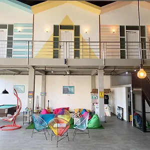  Ostello Hut Indonesia